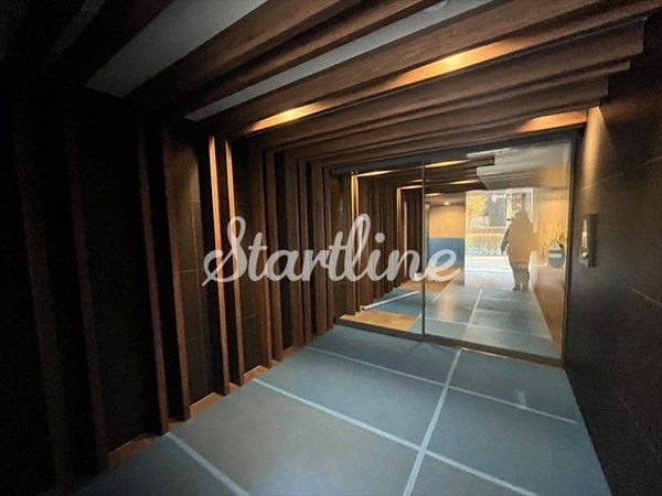 エントランス(エントランス)