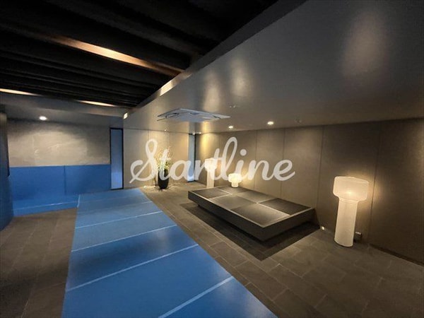 エントランス(エントランス)