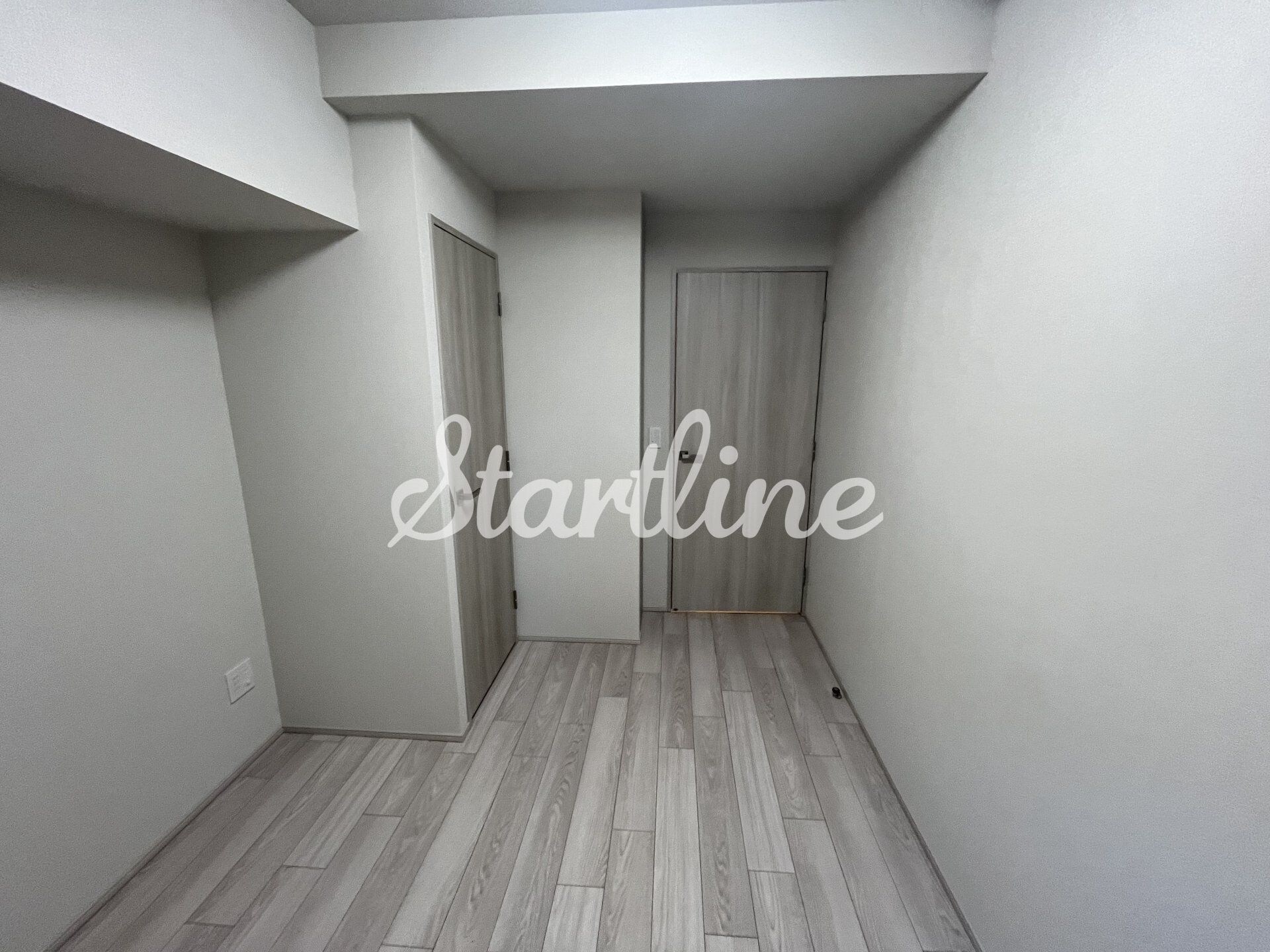 物件内観写真22　(玄関)