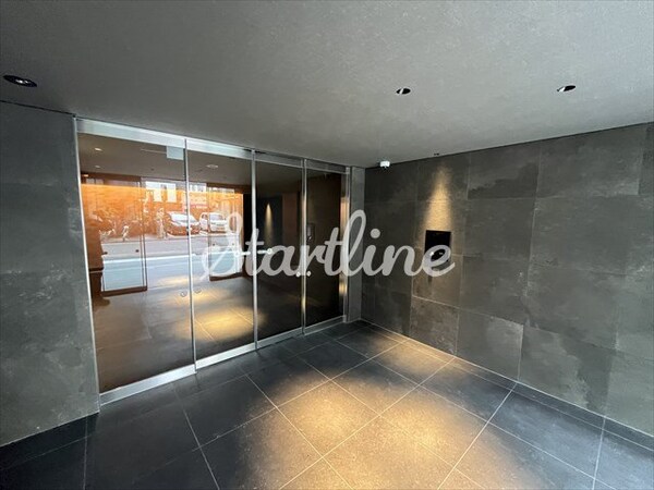 エントランス(エントランス)