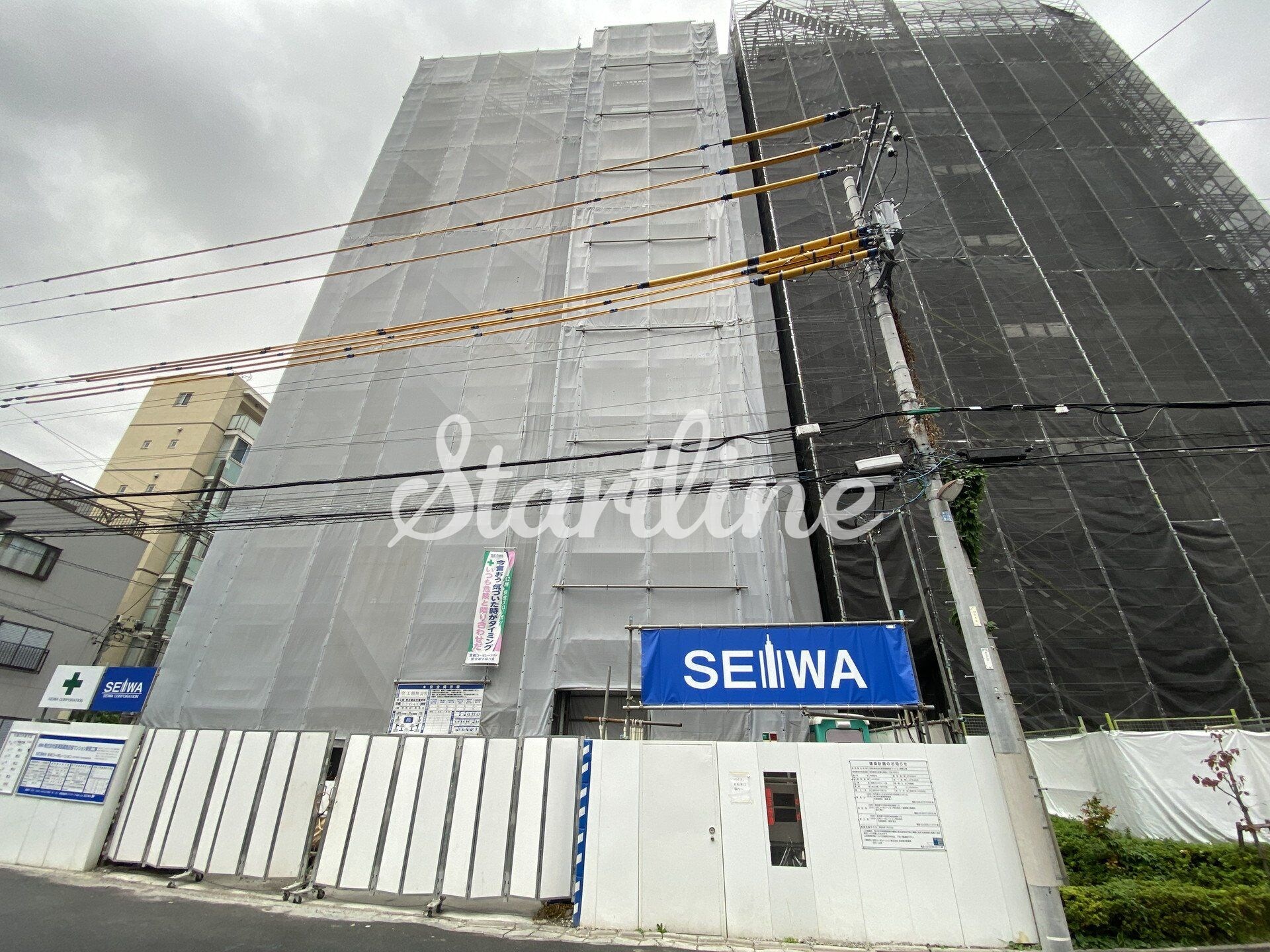 物件内観写真4　(駐車場)