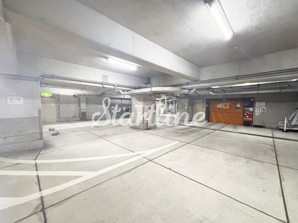 駐車場(駐車場)