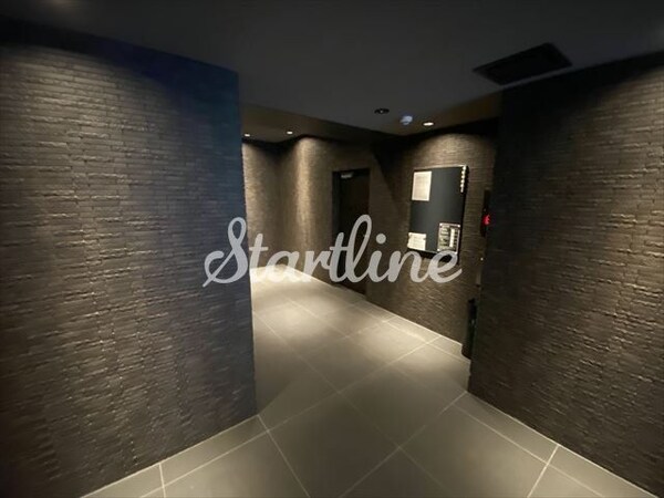 エントランス(エントランス)