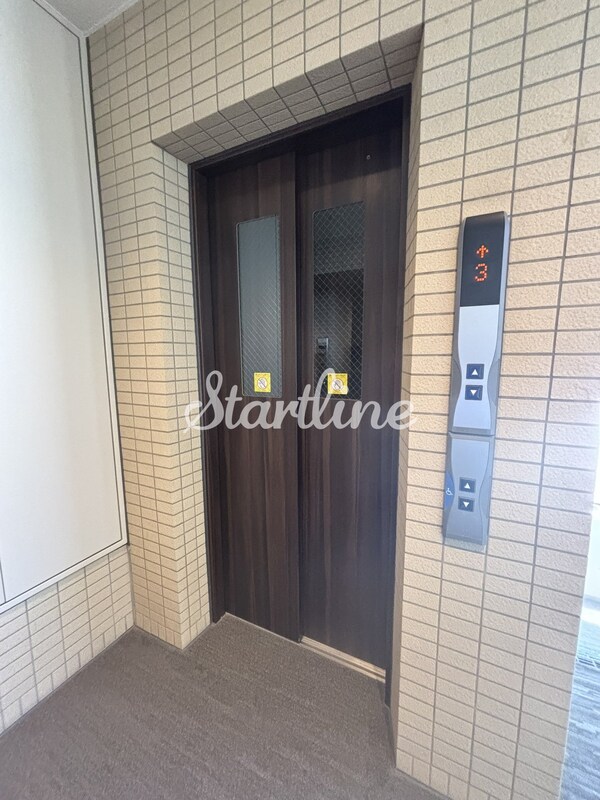 設備(エントランス)
