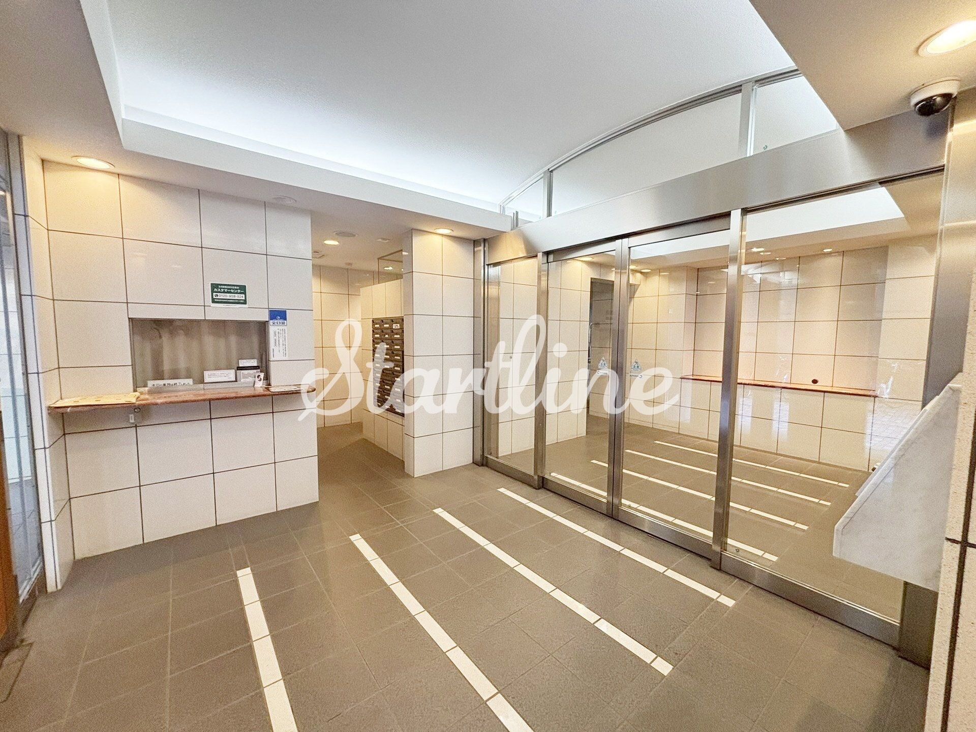 物件内観写真25　(エントランス)