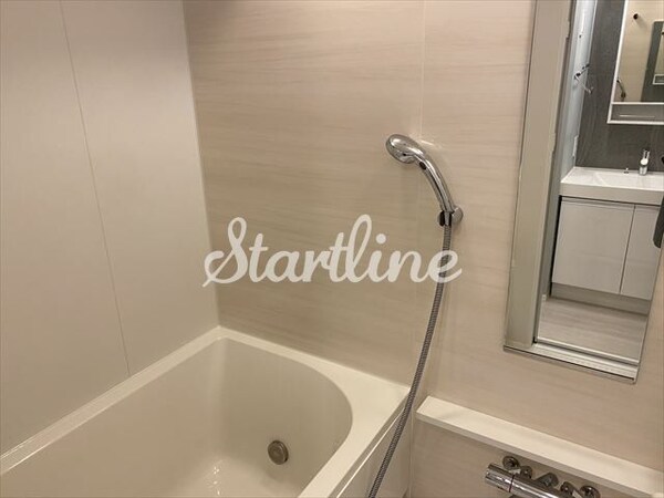 バス／シャワールーム等(バス／シャワールーム等)