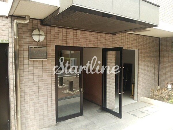 エントランス(エントランス)