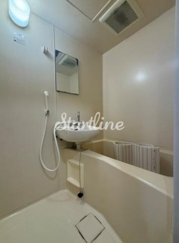 バス／シャワールーム等