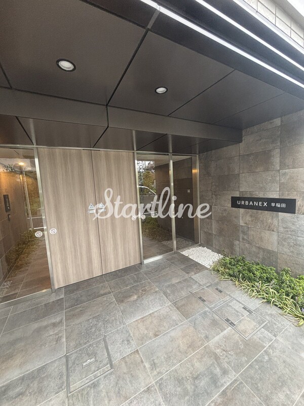 エントランス(エントランス)