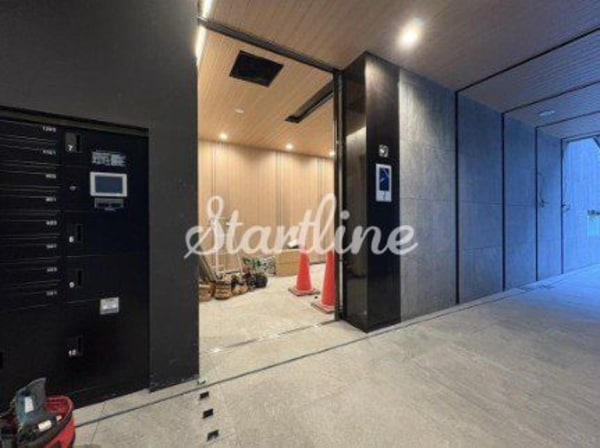 エントランス(エントランス)