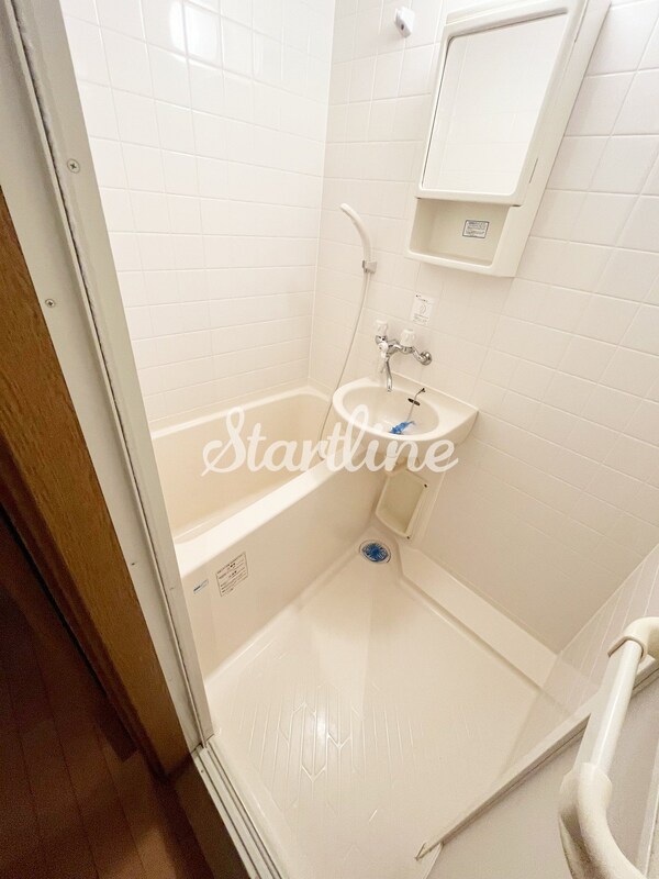 バス／シャワールーム等(バス／シャワールーム等)