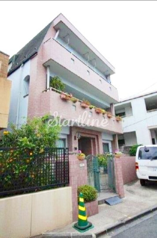 エントランス(エントランス)