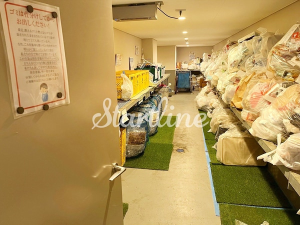 駐車場(駐車場)