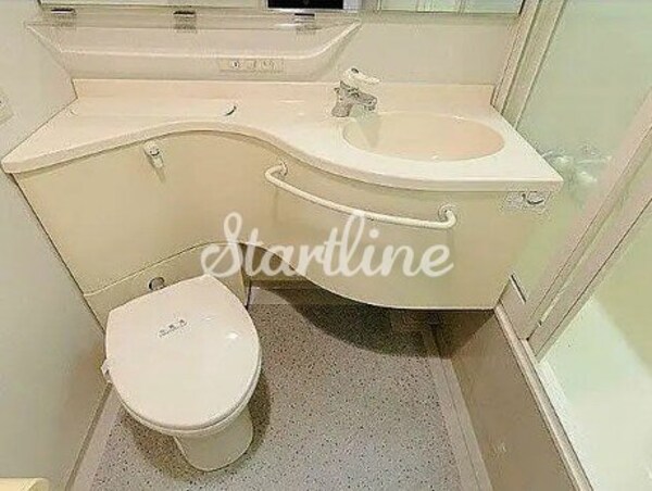 洗面(バス／シャワールーム等)