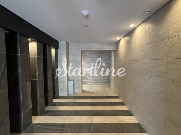 エントランス(エントランス)