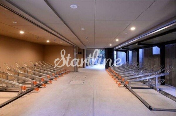 エントランス(エントランス)