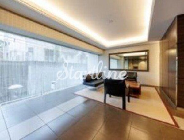 エントランス(エントランス)