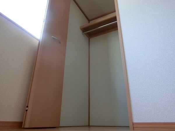 収納(※同建物の別室の写真です)
