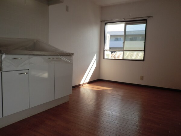 ダイニング(※リフォーム前の写真です)