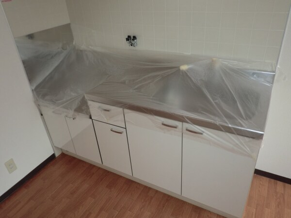 キッチン(※リフォーム前の写真です)