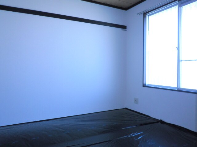 物件内観写真8　(※リフォーム前の写真です)
