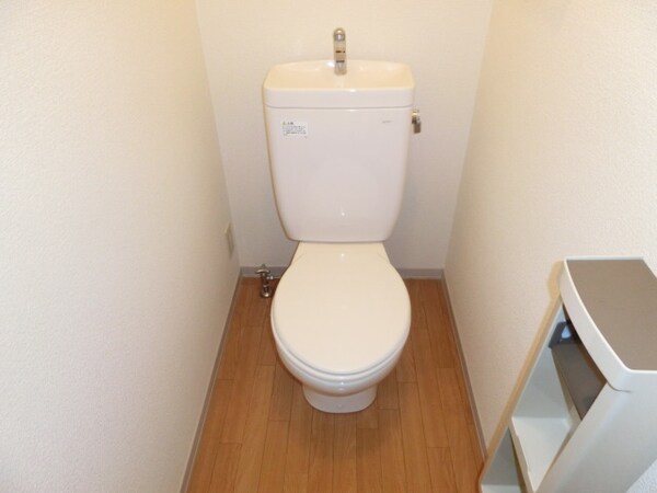 トイレ(※同建物別室の写真です)