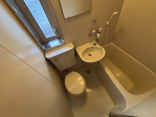 バス／シャワールーム等