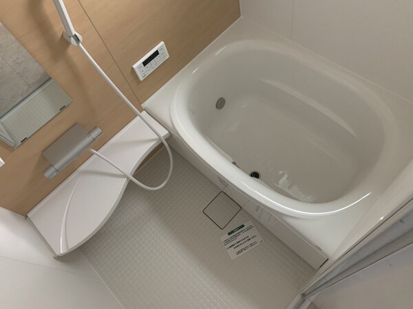 バス／シャワールーム等(※別部屋の写真です)