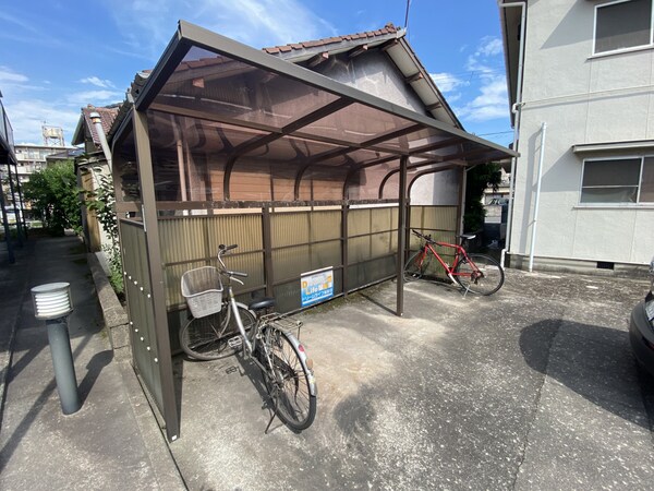 共用部(※クリーニング前の写真になります)