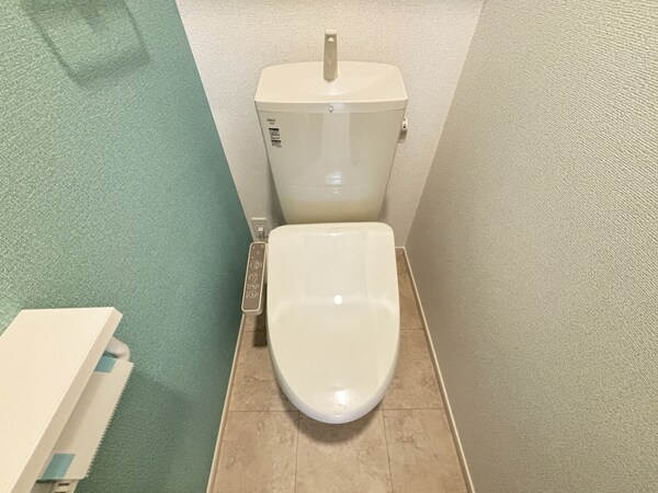 トイレ(※同タイプ写真)