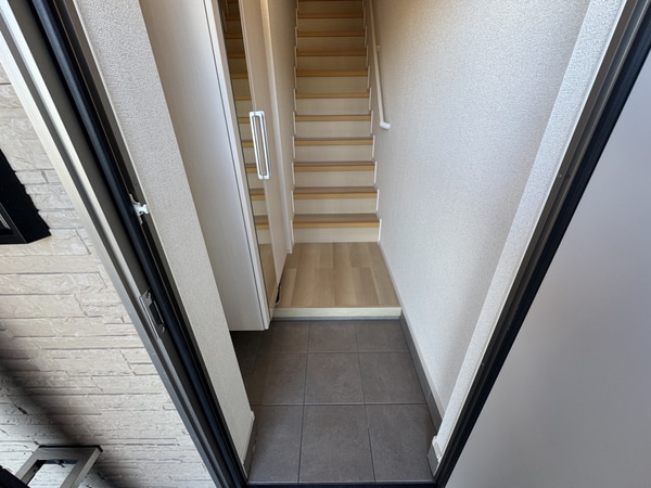 玄関(※同タイプイメージ写真)