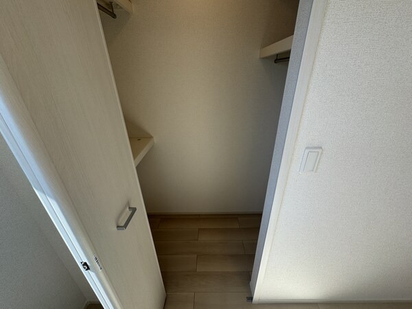 収納(※同タイプイメージ)