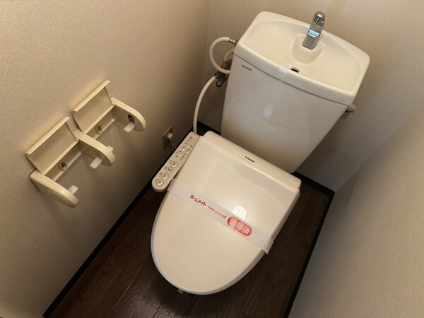 トイレ(キッチン)