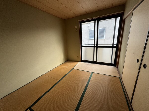 寝室