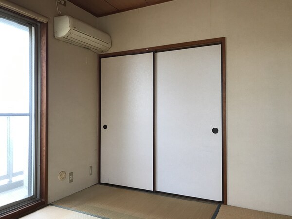寝室