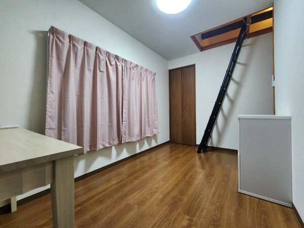 寝室