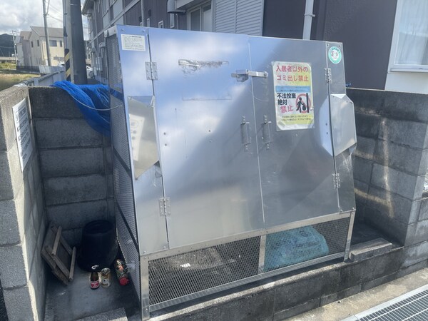 敷地内／建物