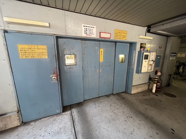 駐車場