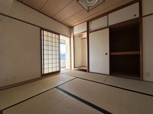 寝室