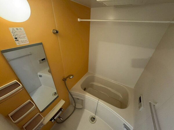 バス／シャワールーム等