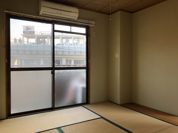 寝室