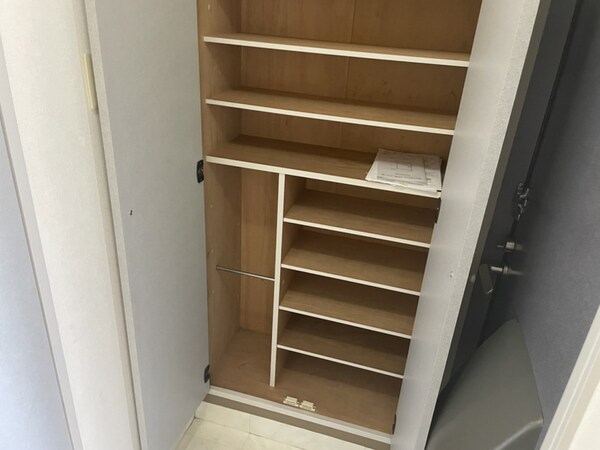 収納