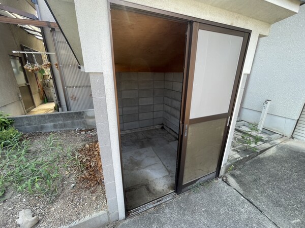敷地内／建物