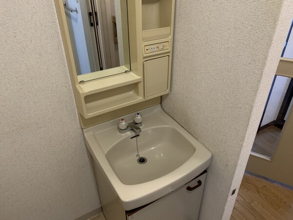 洗面所