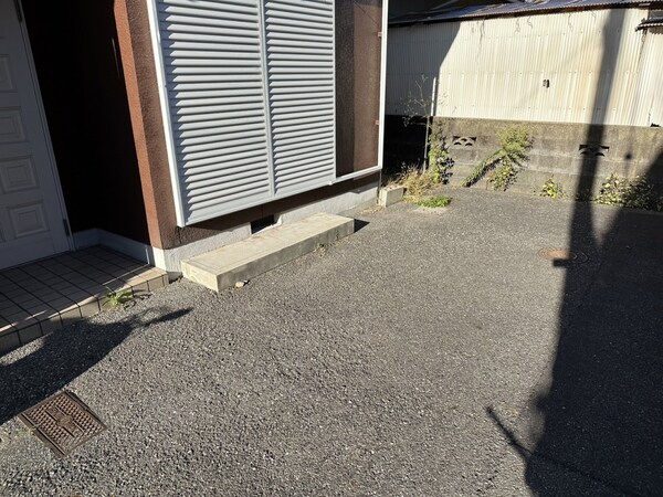 敷地内／建物
