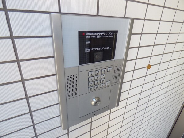 セキュリティ(安心のオートロック完備)