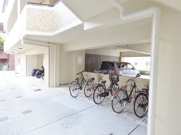 共用部(駐輪場)
