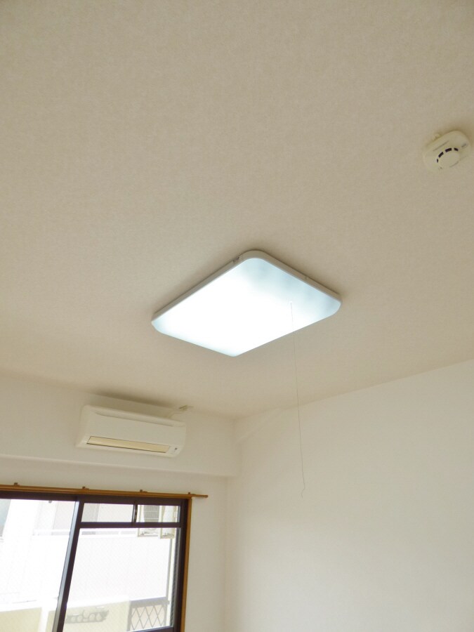 物件内観写真28　(照明付)