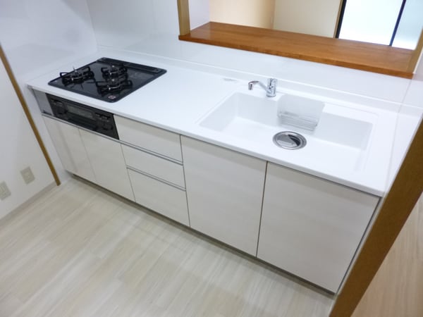 キッチン(３口ガスシステムキッチン)