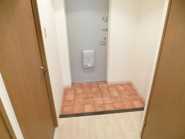 玄関(広々とした玄関)